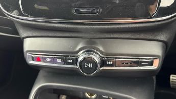 VOLVO XC40 Recharge Plus