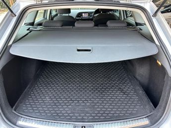 SEAT LEON 1.6 TDI SE 5dr DSG [Technology Pack]