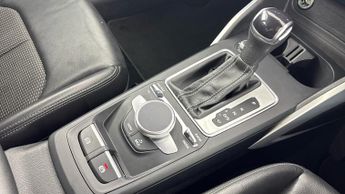 AUDI Q2 Tfsi S Line