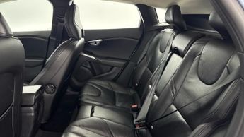 VOLVO V40 T3 Inscription