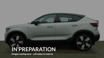 VOLVO C40 Recharge Pro Twin Awd
