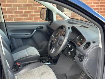 VOLKSWAGEN CADDY 1.6 TDI 102PS Van DSG ** NO VAT **