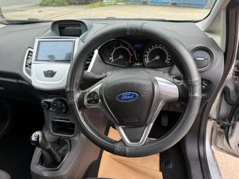FORD FIESTA 1.6 TDCi ECOnetic Van ++ 12 MONTHS MOT / NO VAT ++