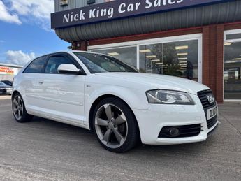 Audi A3 2.0 TDI Black Edition 3dr ++ BOSE / LEATHER / 35 TAX ++