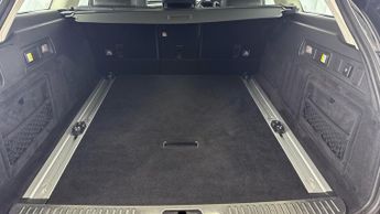 JAGUAR XF Portfolio