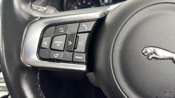 JAGUAR XF Portfolio