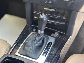 MERCEDES-BENZ E CLASS E200 CDI BlueEFFICIENCY Avantgarde 4dr Tip Auto