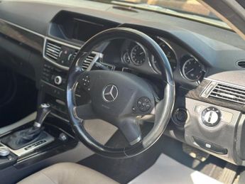 MERCEDES-BENZ E CLASS E200 CDI BlueEFFICIENCY Avantgarde 4dr Tip Auto