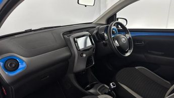 TOYOTA AYGO 1.0 VVT-i X-Trend 5dr x-shift