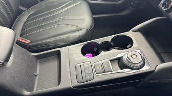 FORD KUGA Vignale