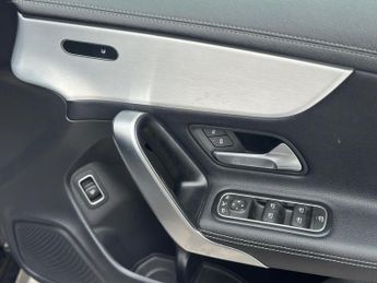 MERCEDES-BENZ CLA CLA 200 AMG Line Premium 4dr Tip Auto
