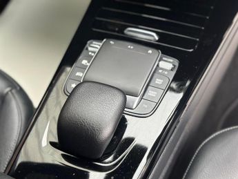 MERCEDES-BENZ CLA CLA 200 AMG Line Premium 4dr Tip Auto