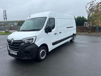 Renault Master LM35dCi 135 Business Medium Roof Van