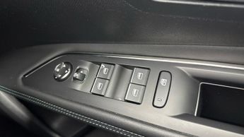 PEUGEOT 3008 Puretech S/S Allure Premium Plus