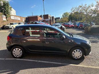 Dacia Sandero 1.0 TCe Bi-Fuel Essential 5dr