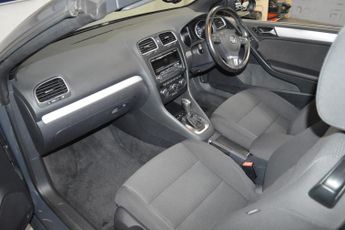 VOLKSWAGEN GOLF 2.0 TDI BlueMotion Tech SE DSG Automatic