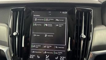 VOLVO S90 2.0 T4 Momentum Plus 4dr Geartronic