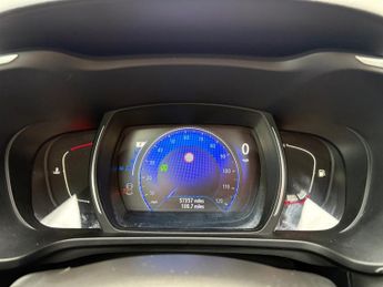 RENAULT KADJAR 1.5 dCi Signature Nav 5dr EDC