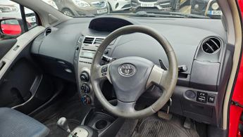 TOYOTA YARIS 1.4 D-4D TR 5dr MMT [6]