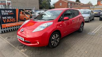NISSAN LEAF 80kW Tekna 30kWh 5dr Auto