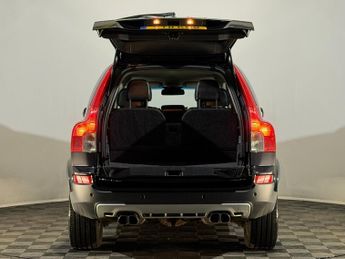 VOLVO XC90 2.4 D5 [200] R DESIGN 5dr Geartronic