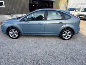 FORD FOCUS 1.6 Zetec 5dr