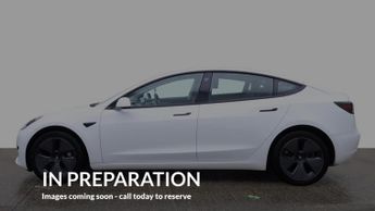 TESLA MODEL 3 Standard Range Plus