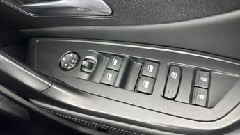 PEUGEOT 308 1.2 PureTech Active Premium 5dr EAT8