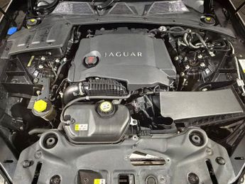 JAGUAR XJ 3.0d V6 Portfolio 4dr Auto