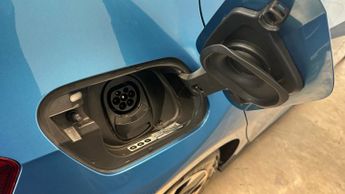 VOLKSWAGEN ID3 150kW Pro 58kWh 5dr Auto