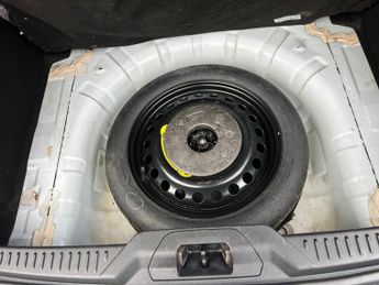 FORD FOCUS 1.0 EcoBoost 125 Zetec 5dr Auto