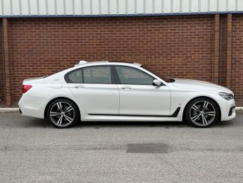 BMW 7 SERIES 740e M Sport 4dr Auto