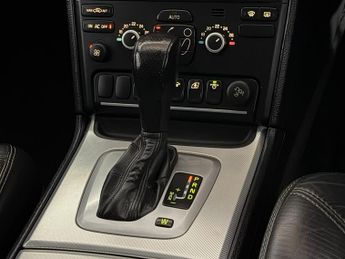 VOLVO XC90 2.4 D5 [200] R DESIGN 5dr Geartronic