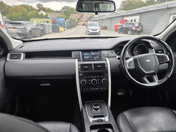LAND ROVER DISCOVERY SPORT 2.0 TD4 180 SE Tech 5dr Auto