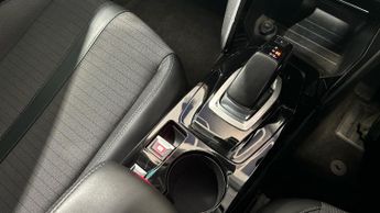 PEUGEOT 2008 100kW Allure 50kWh 5dr Auto