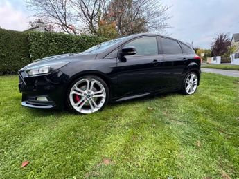 Ford Focus 2.0 TDCi 185 ST-2 5dr