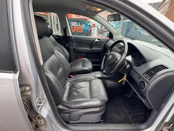 VOLKSWAGEN POLO 1.4 SE 75 5dr Auto