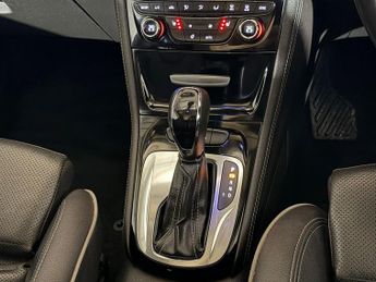 VAUXHALL ASTRA 1.6 CDTi 16V 136 Elite Nav 5dr Auto