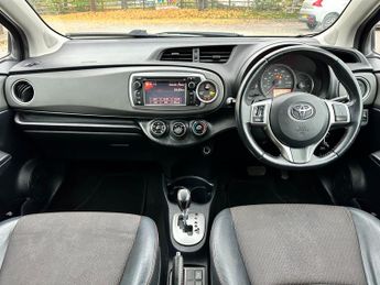 TOYOTA YARIS 1.33 VVT-i SR 5dr Multidrive S