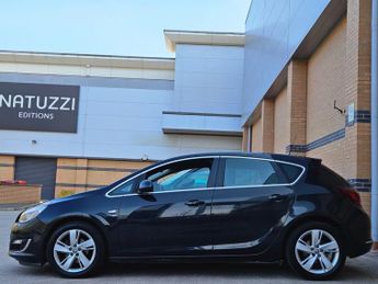 VAUXHALL ASTRA 1.6i 16V SRi 5dr