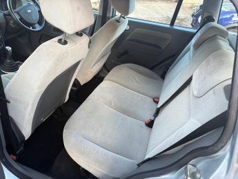 FORD FUSION 1.4 TDCi 3 5dr