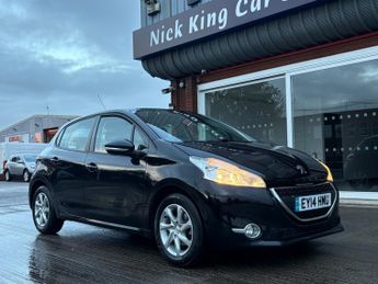 Peugeot 208 1.2 VTi Active 5dr ++ 10 SERVICES / 12 MONTHS MOT / 20 TAX / ULE