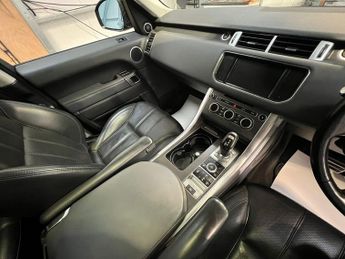 LAND ROVER RANGE ROVER SPORT 3.0 SDV6 HSE Dynamic 5dr Auto