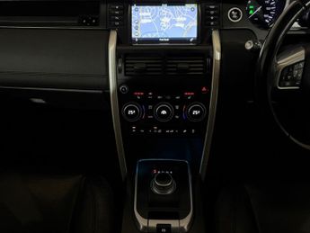 LAND ROVER DISCOVERY SPORT 2.0 TD4 180 HSE 5dr Auto
