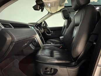 LAND ROVER DISCOVERY SPORT 2.0 TD4 180 HSE 5dr Auto