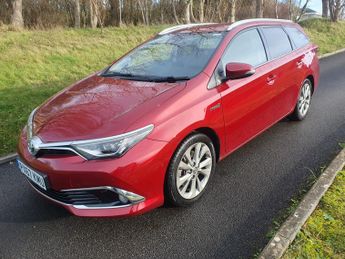 Toyota Auris 1.8 Hybrid Excel TSS 5dr CVT