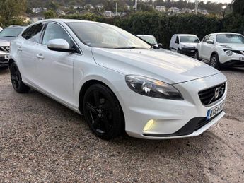 Volvo V40 D2 R DESIGN 5dr