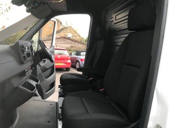 MERCEDES-BENZ SPRINTER 85kW 55kWh Progressive Van Auto [80kW Charger]
