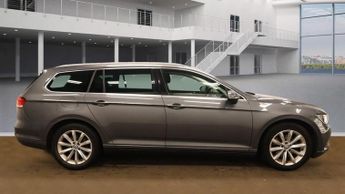 VOLKSWAGEN PASSAT 2.0 TDI SE Business 5dr DSG ++ SAT NAV / 35 TAX / ULEZ / VW HIST