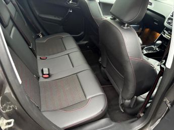 PEUGEOT 2008 1.2 PureTech 110 GT Line 5dr EAT6